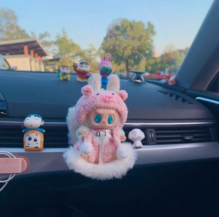 Labubu Car Doll Seat – Plush Dashboard Safety Seat with 5-Point Harness